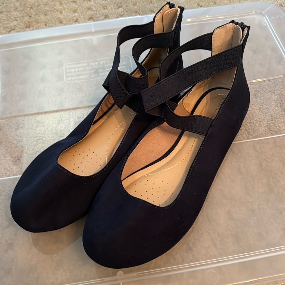 Dream Pairs Size 10 ballet flats